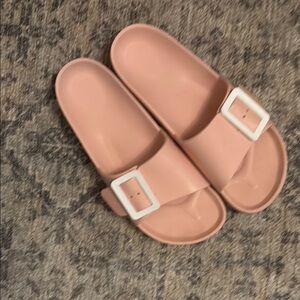 Peach Slide Sandals with White‎ Buckle